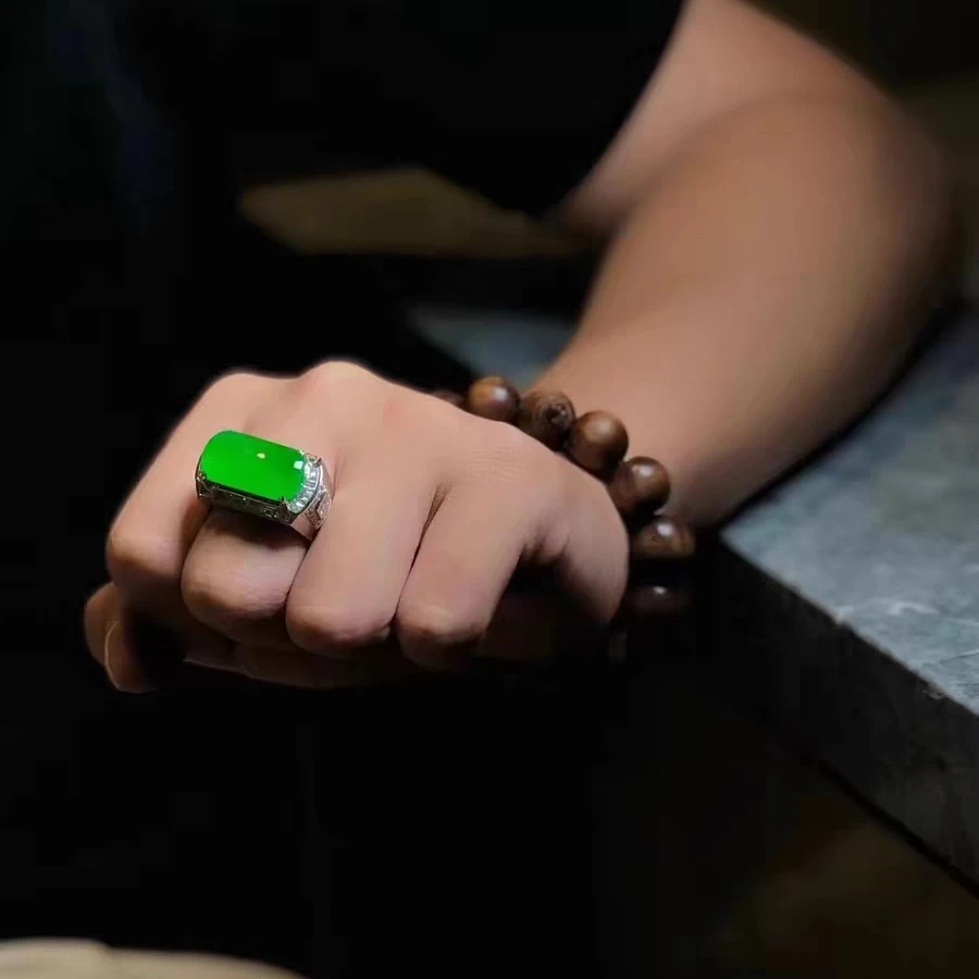 云上玉石保真假一赔四饱满干净无瑕疵原创设计正品真玉石生日礼物