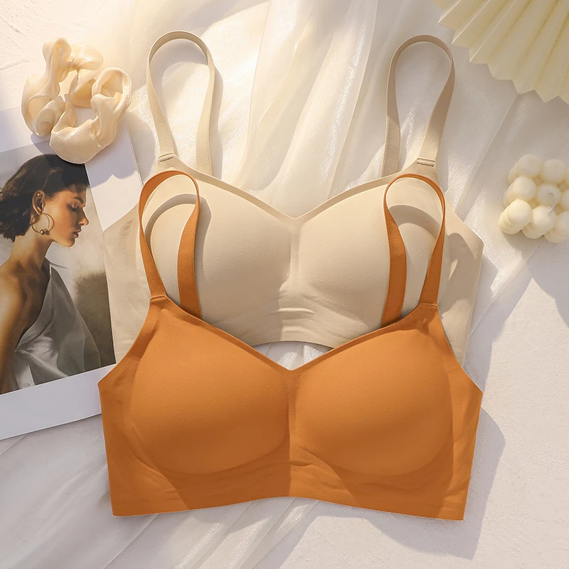 无痕内衣AA杯外扩文胸粉底液加厚小胸显大内衣4.5cm自然显大舒适d