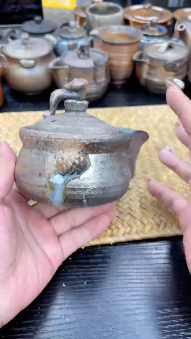 【闪购商品】手抓宝瓶322 号 微瑕【白云推荐】
