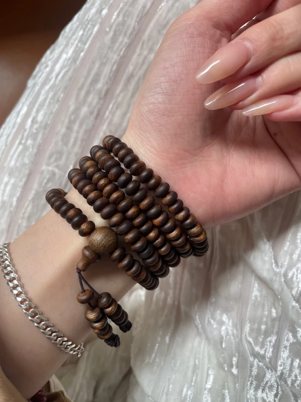 保真海南莺歌绿奇楠沉香手串