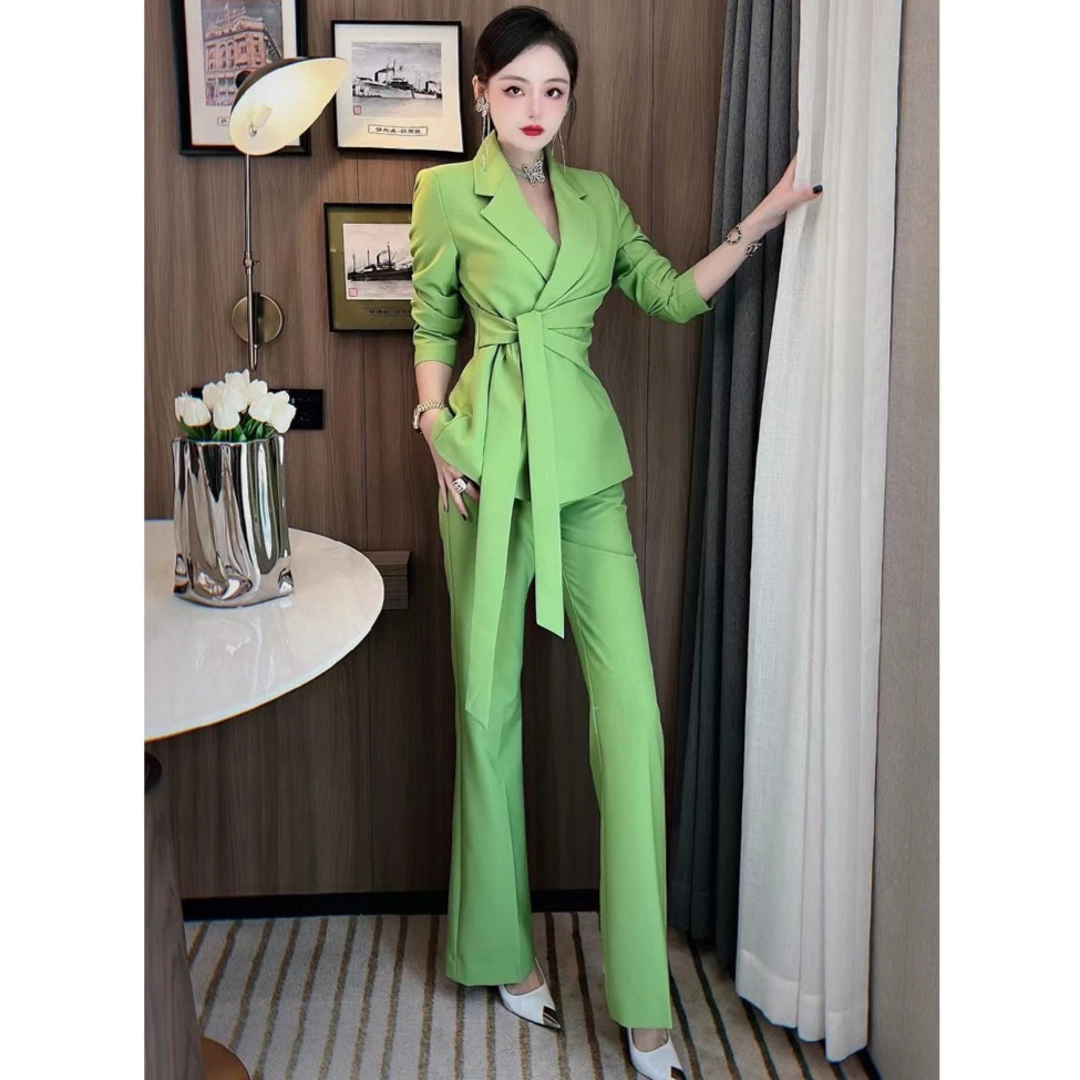 高级感气质女神范轻熟洋气减龄修身显瘦西装套装女微喇叭裤两件套
