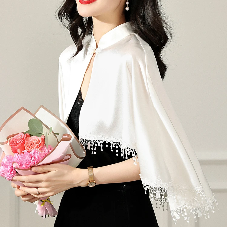 盘扣立领白色设计感斗篷女气质民国风短款洋气复古桑蚕丝开衫新款