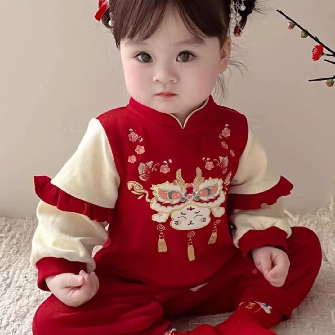 龙年女婴儿衣服春秋季百天周岁礼服冬季中式连体宝宝生日抓周秋装