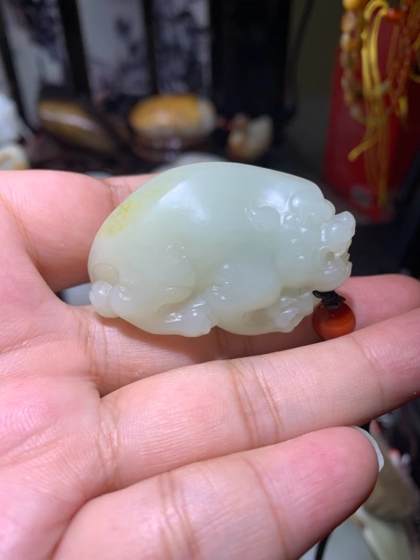 和田玉貔貅精品挂件