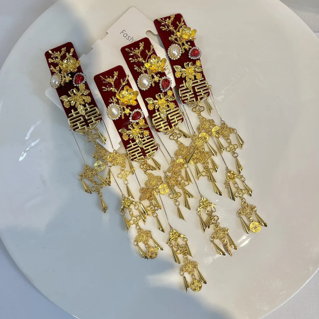 易梦玲同款红色丝绒长流苏对夹旗袍敬酒服造型头饰20241152