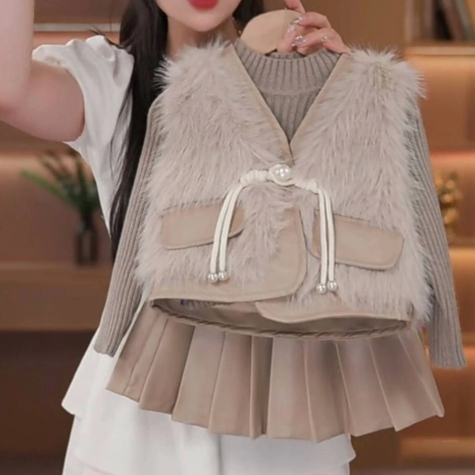 女童外套秋冬款2024新款洋气加厚秋冬季马甲女宝打底百褶裙三件套