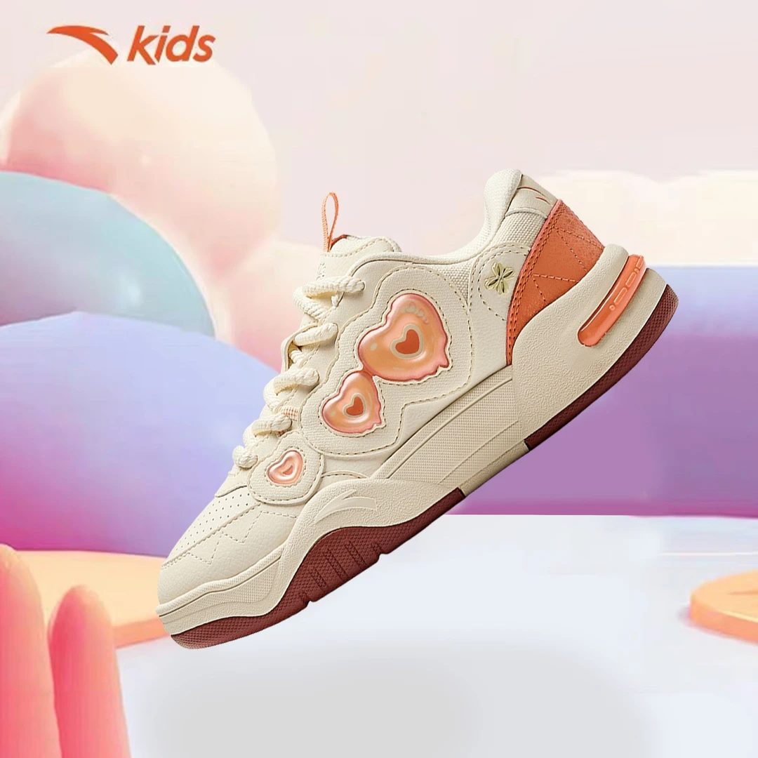 【年终钜惠】安踏儿童女大童板鞋冬新款透气舒适防滑爱心面包板鞋