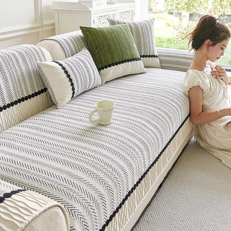 轻法式奶油风沙发垫子四季通用2024新款雪尼尔防滑皮坐垫套罩盖布