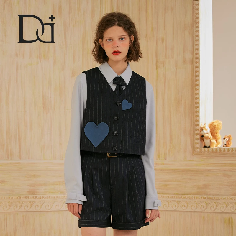 DD+修身设计感小香风外套女秋冬洋气爱心背心上衣马甲DD214Q60552