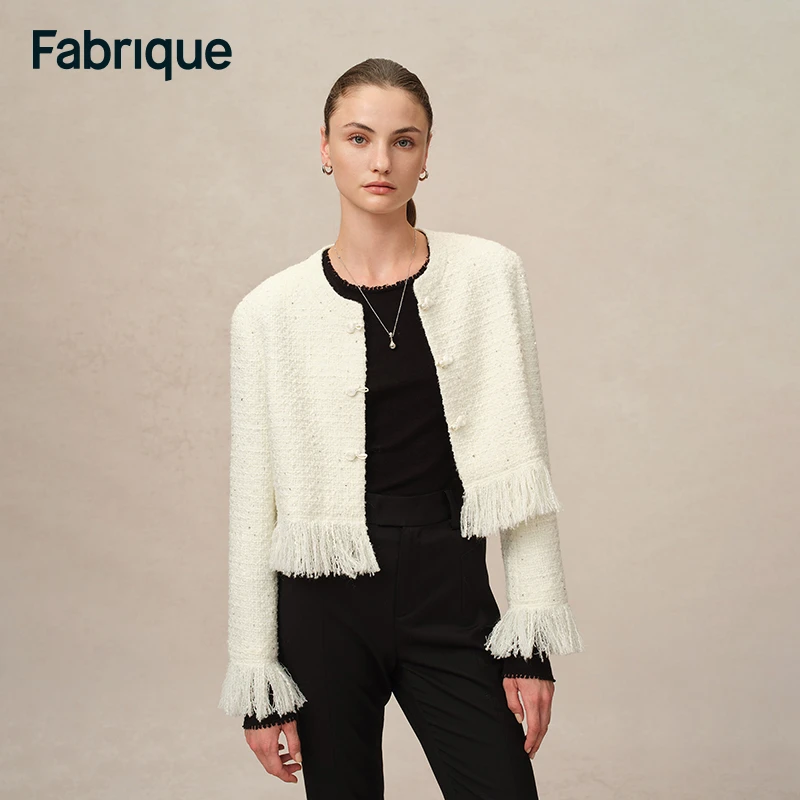 【Fabrique】 象牙白新中式盘扣绵羊毛银葱粗花呢流苏短外套