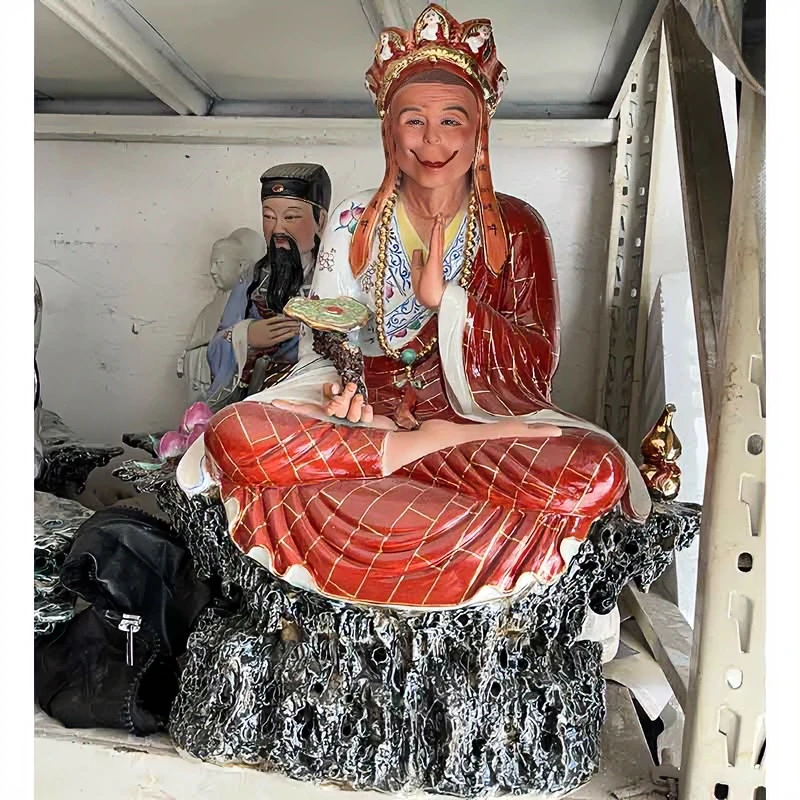 斗战胜佛孙悟空景德镇雕塑瓷齐天大圣美猴王孙悟空西游记人物摆件