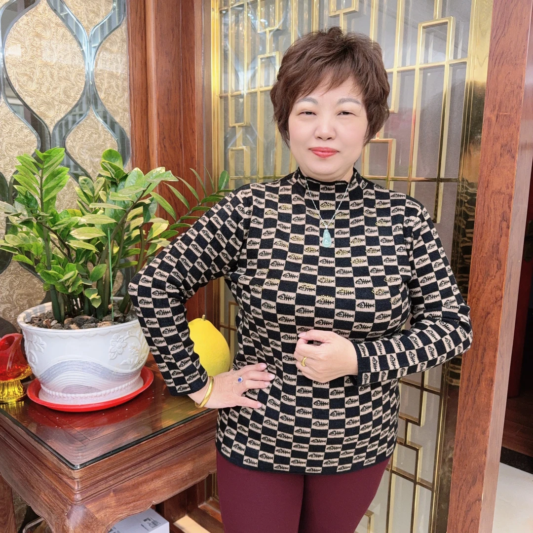 冬季时尚烫钻百搭半高领套头毛衣988