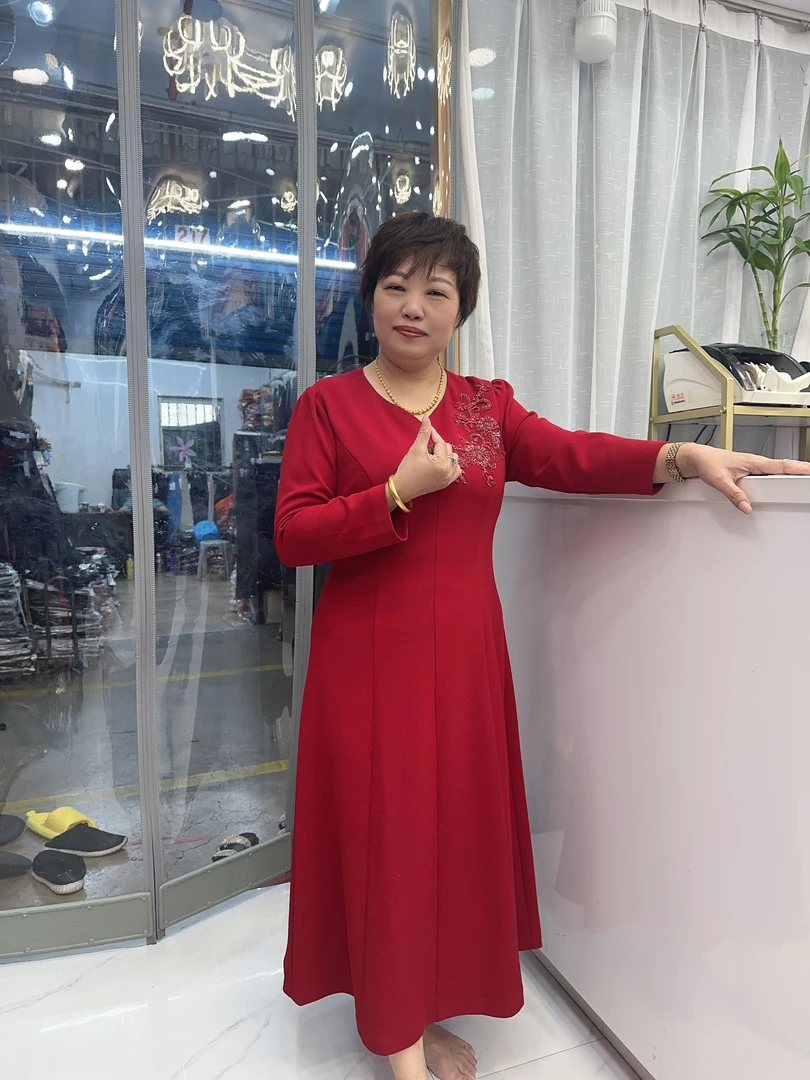 秋季新款高档气质时尚结婚长款连衣裙211（按型号下单