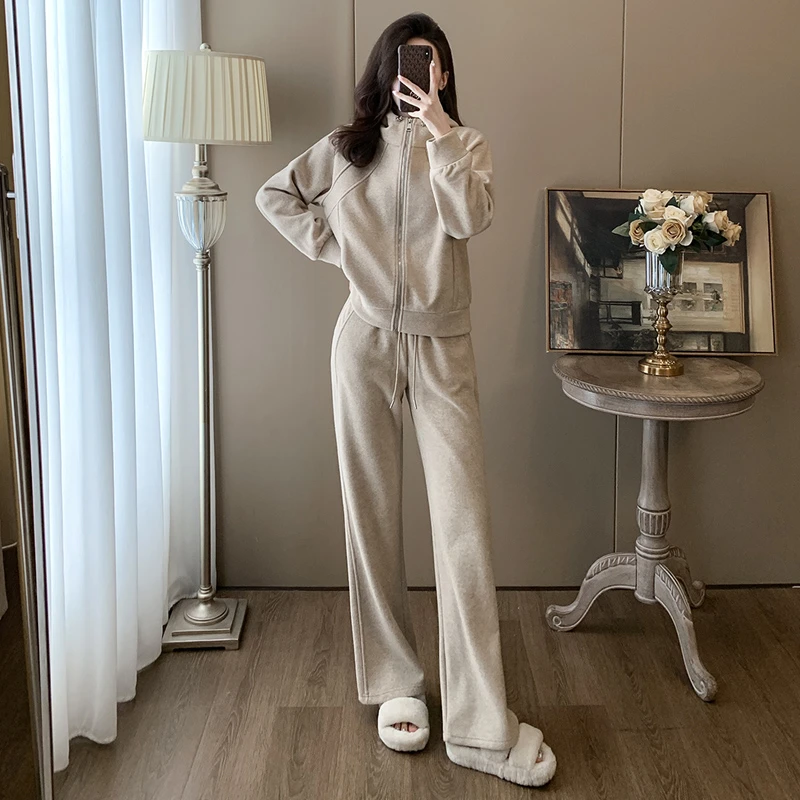 欧货高级感轻奢休闲运动套装女秋季连帽拉链外套阔腿裤跑步两件套