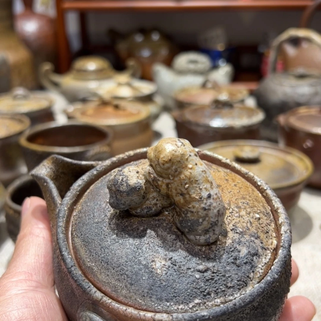 【闪购商品】陶虎**躯