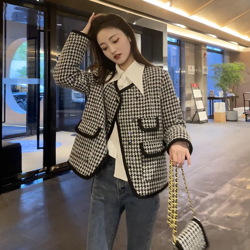 JACKFERRE/杰克菲雷小香风千鸟格修身女款羽绒服22953