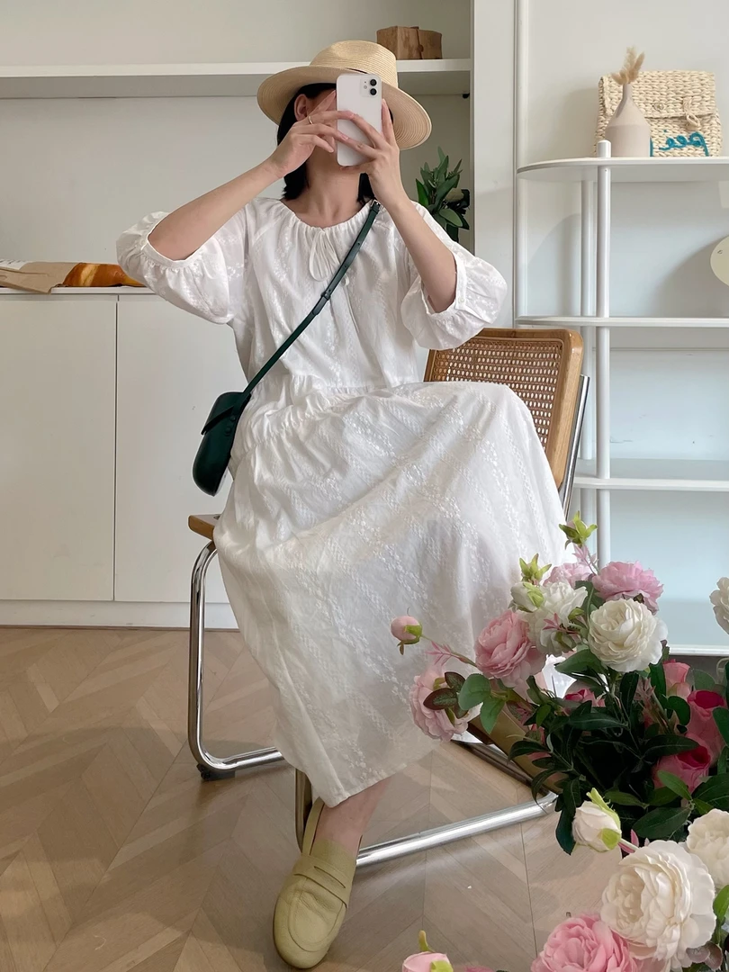 【杭州S姐精品女装】绣花系带圆领连衣裙女法式气质减龄长裙05039