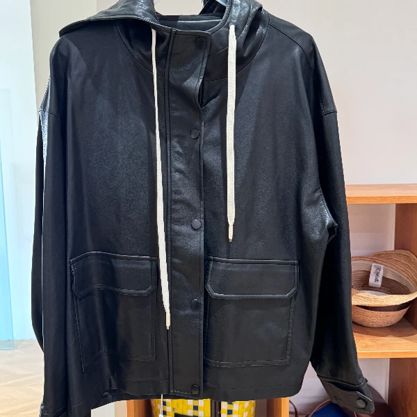 【杭州S姐】黑色连帽皮衣外套h05031