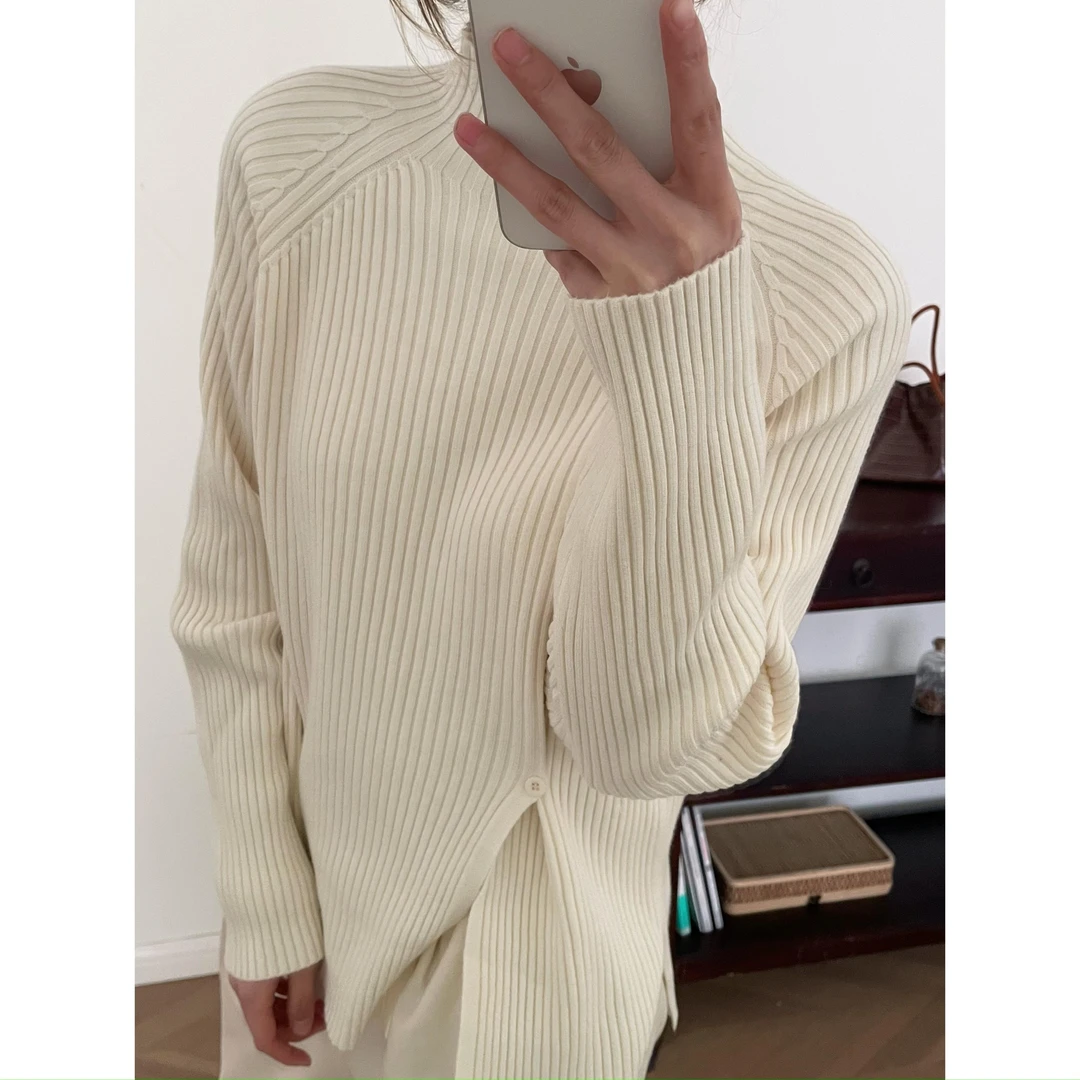 【杭州S姐精品女装】侧边开叉坑条打底衫23145