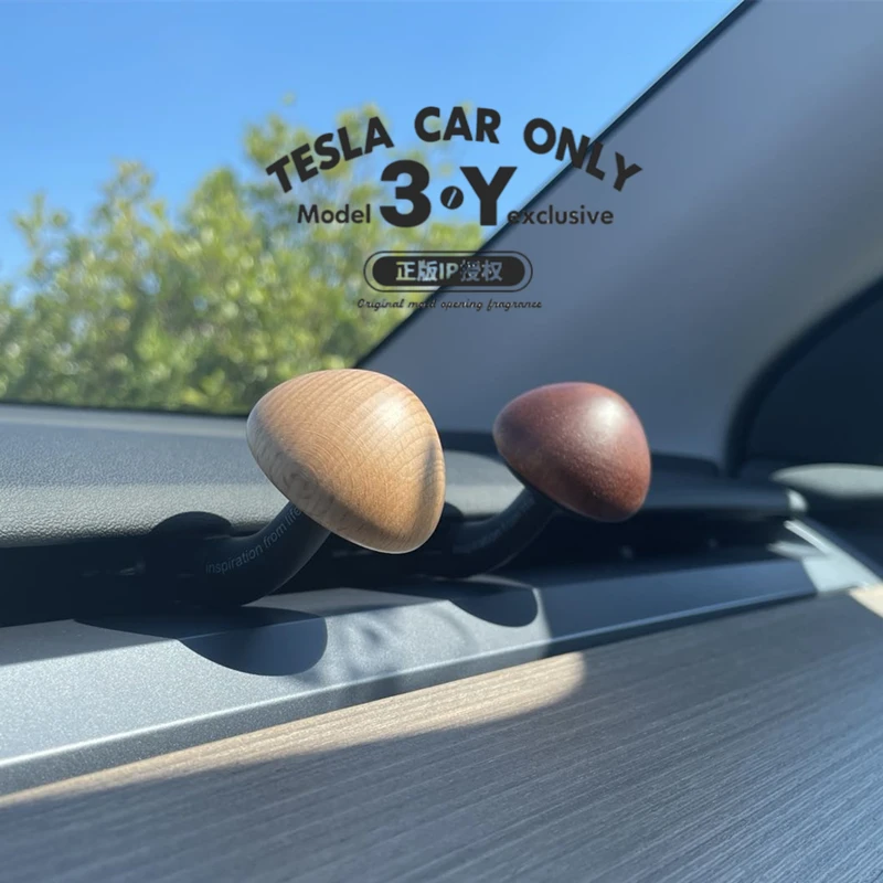 bbdd小蘑菇车载香薰出风口香水夹可爱内饰特斯拉创意香氛实木摆件