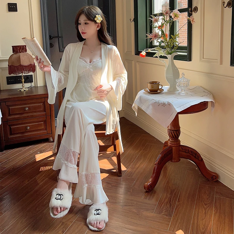 金丝绒睡衣女春秋冬款爆款2025新款性感带胸垫三件套可外穿家居服