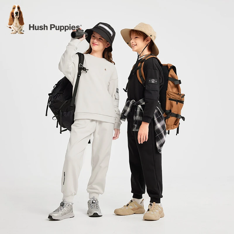 一体绒套装 冬新款学院感 暇步士童装