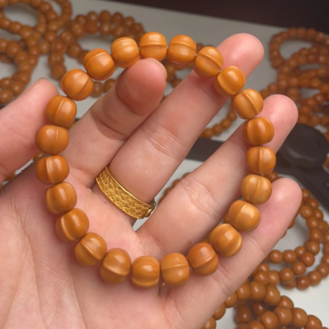 猴头核桃三花鲨鱼背泛油有油点个杯子（微微瑕介意勿拍）