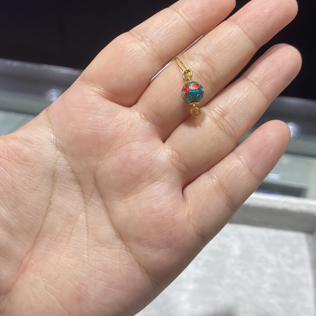 足金999 珐琅彩花球滴溜 1.601
