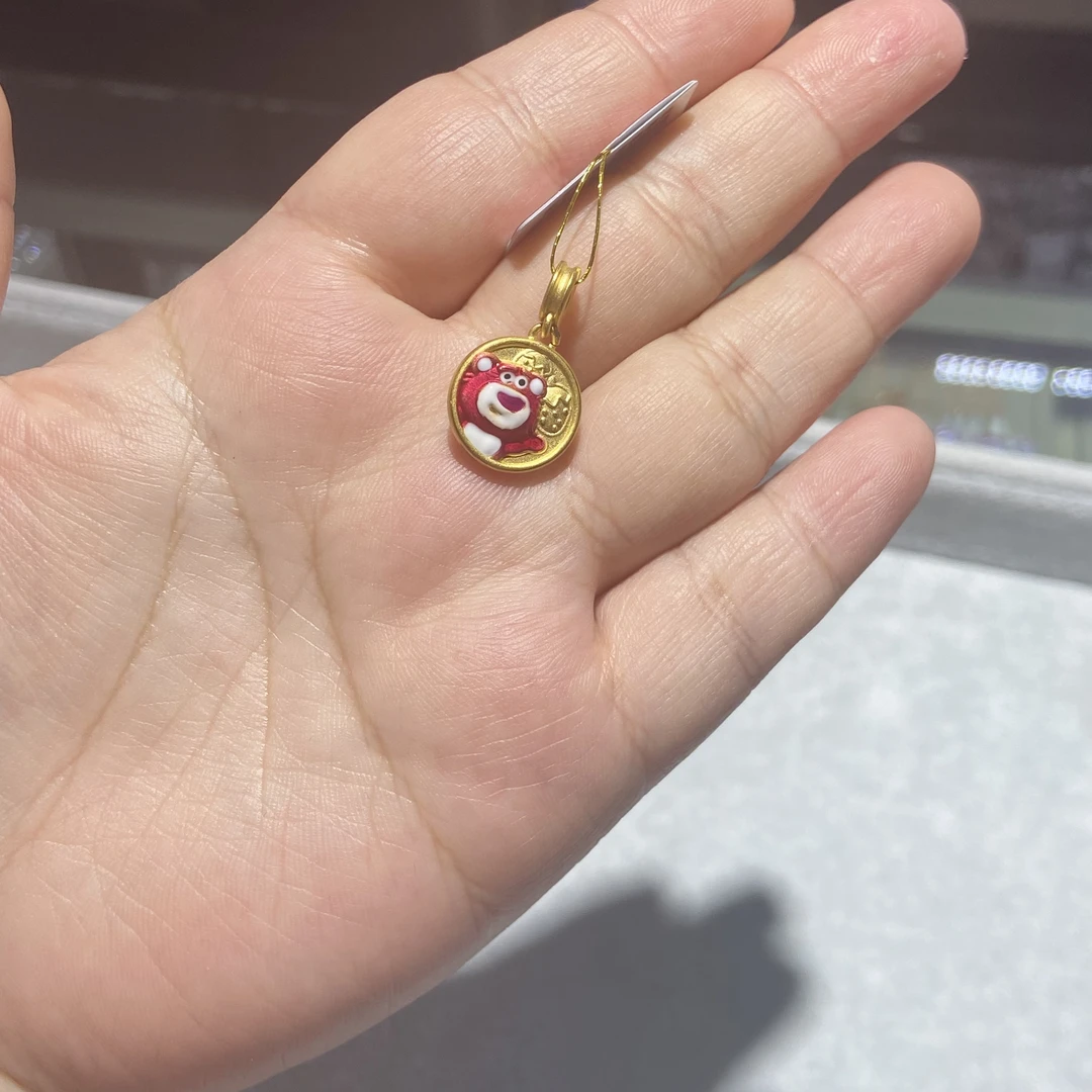 足金999 珐琅彩小熊牌吊坠 1.318