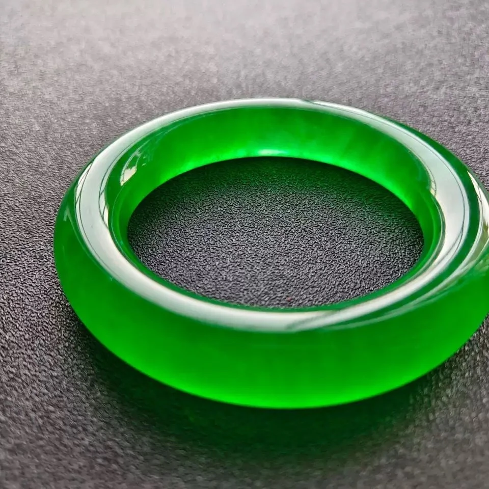 帝王绿翡翠手镯冰种阳绿正圆玻璃种绿翠色玉镯子女款