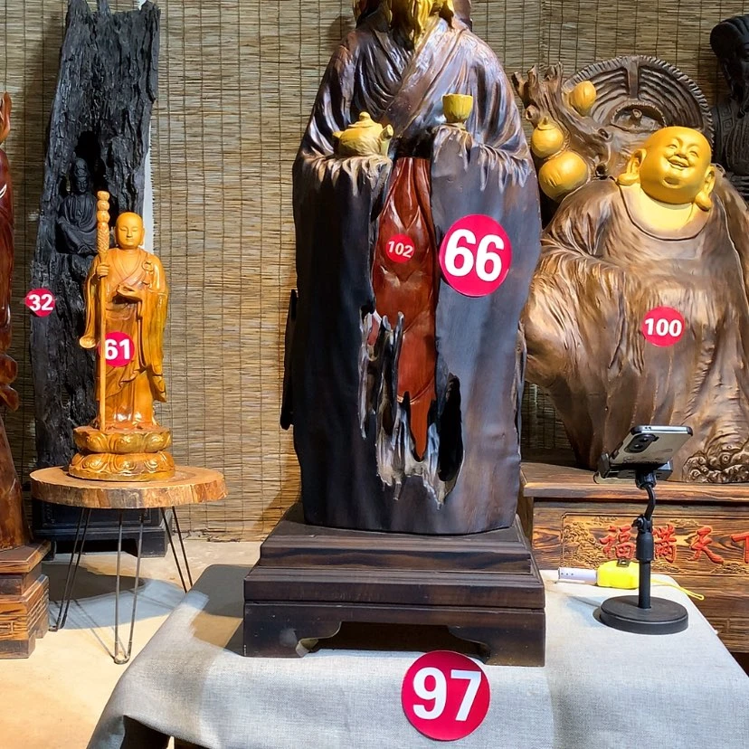 【闪购商品】香樟木根雕申**贸