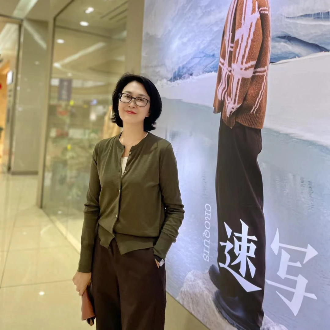 YGC亲服超细软糯圆领羊毛针织开衫70105