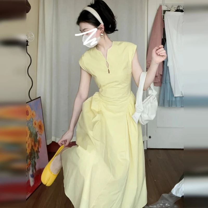 4233新中式黄色无袖连衣裙子女装夏季法式高级感海边度假长裙