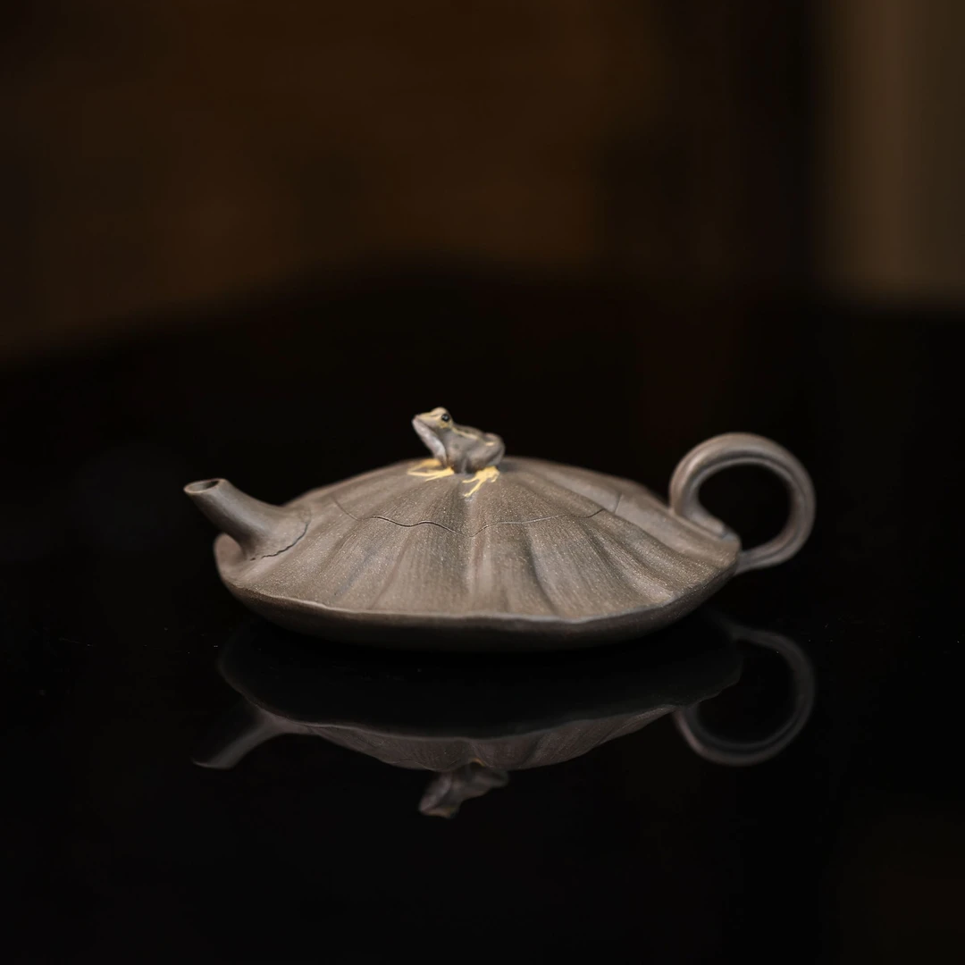 《呱呱来财》青段 100cc 内推 仿生花器 雕塑工艺 荷为主题