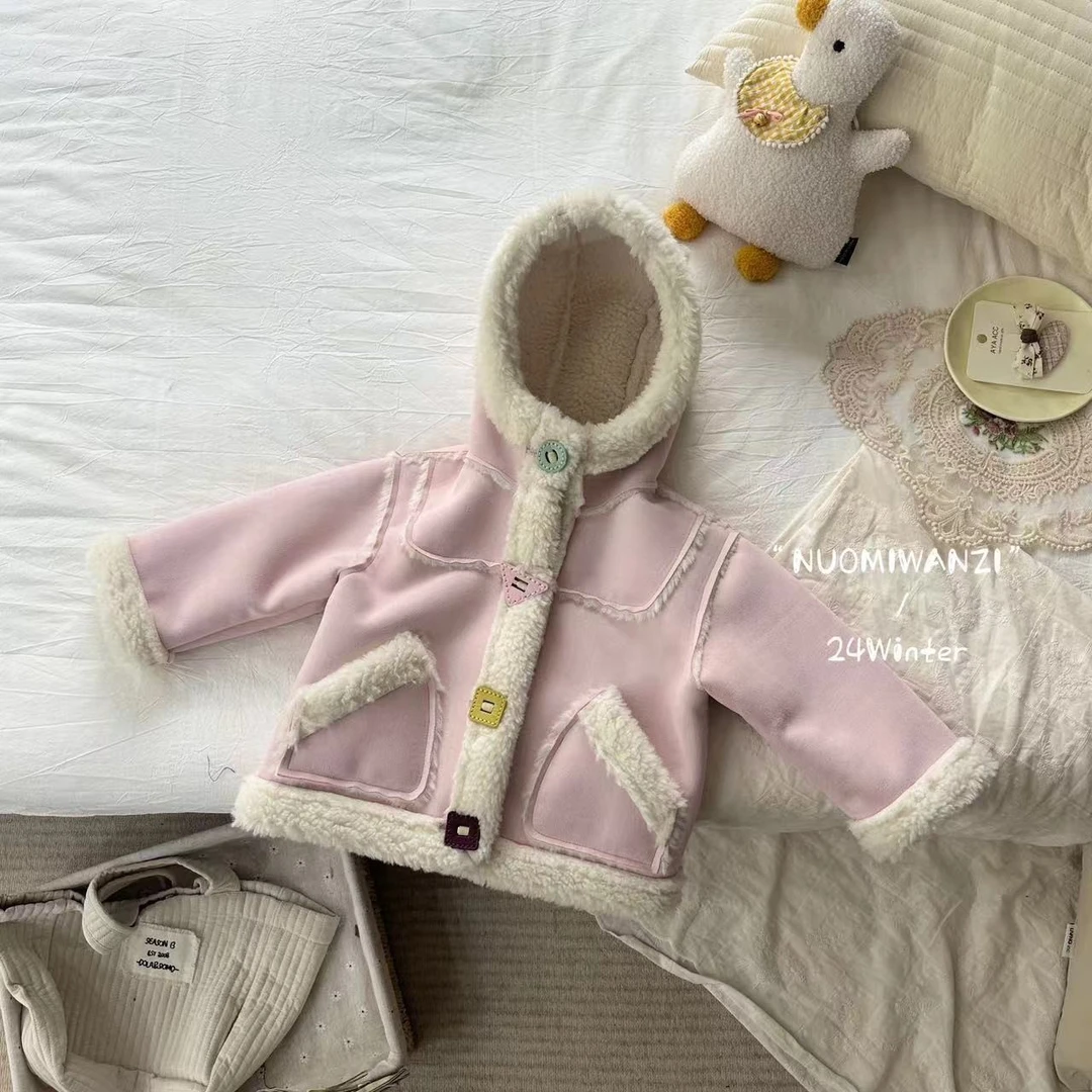 丸子十【现货】儿童韩系百搭皮毛一体连帽外套（冬款）WZJ-9075