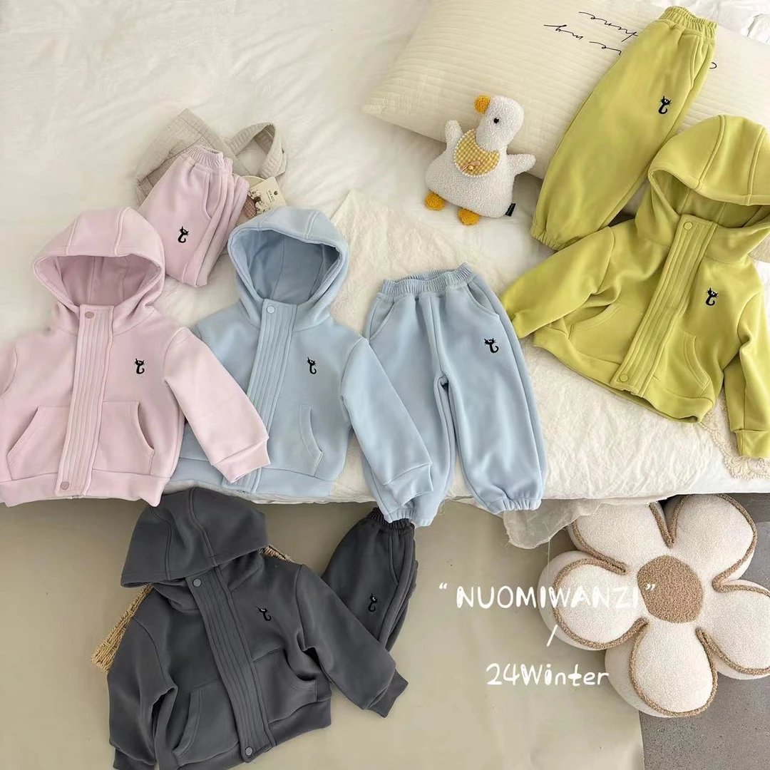 丸子十【现货】儿童时尚版刺绣小猫洋气百搭套装（冬款）WZJ（R）-3767