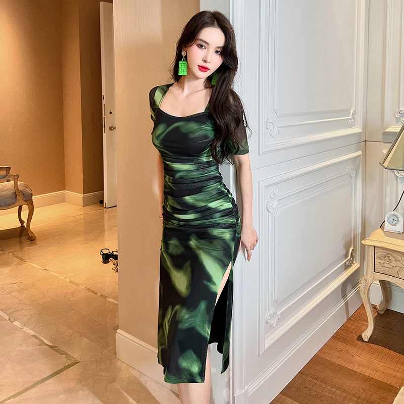 夏季新款露背开叉连衣裙复古绿色印花碎花法式收腰包臀裙20084