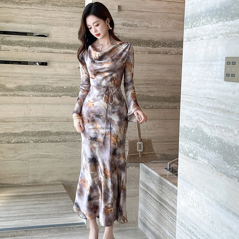 75005碎花显瘦气质长袖复古法式修身印花时尚优雅名媛长款连衣裙