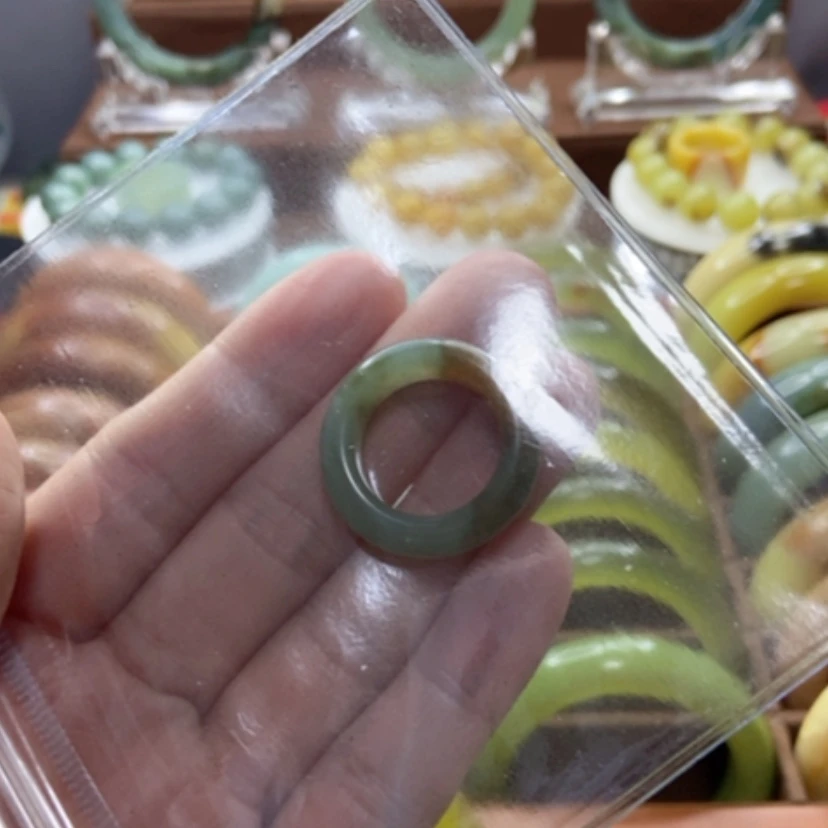 【闪购商品】蛇纹石玉戒指未镶嵌小***宝