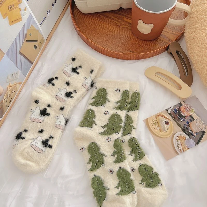 可爱毛茸茸袜秋冬加绒加厚水貂绒袜子保暖奶牛斑点居家少女地板袜