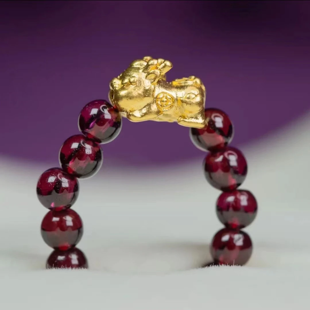 足金 貔貅宝宝石榴石戒指 1023