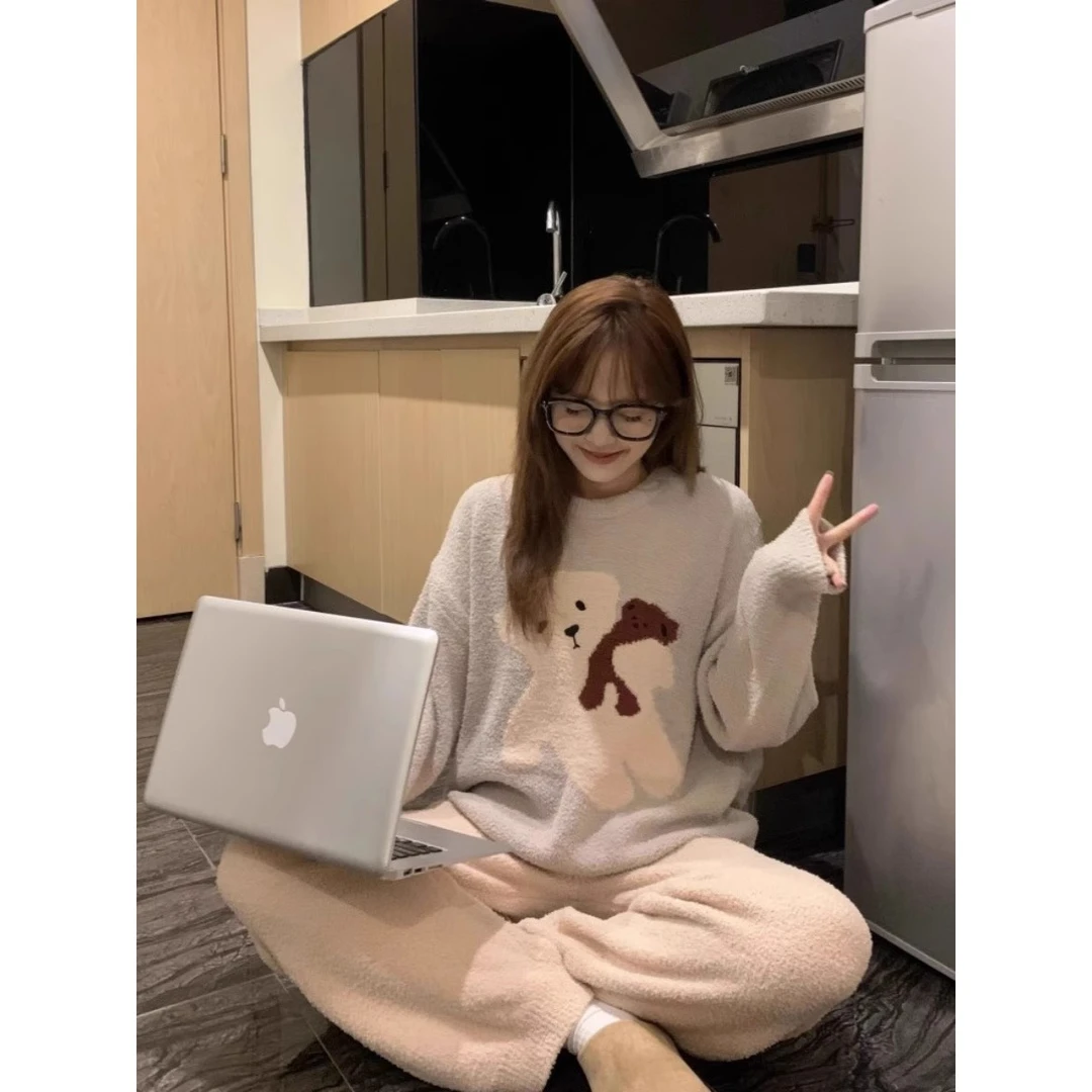 韩版可爱卡通小熊珊瑚绒睡衣女冬季新款外穿软绵绵圆领家居服套装