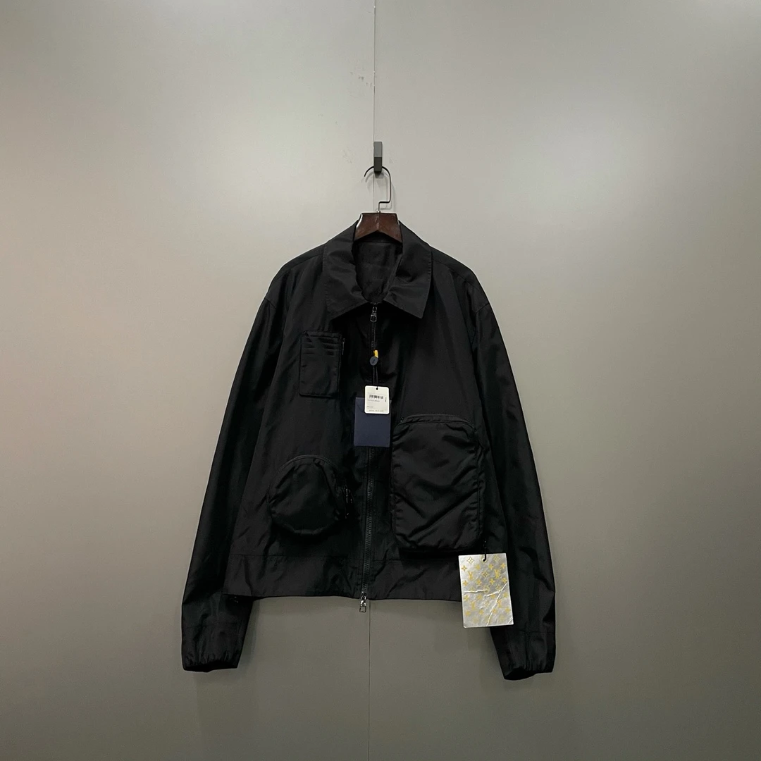 Louis Vuitton lv 黑色口袋尼龙夹克 52码/全新/公价20300/吊牌