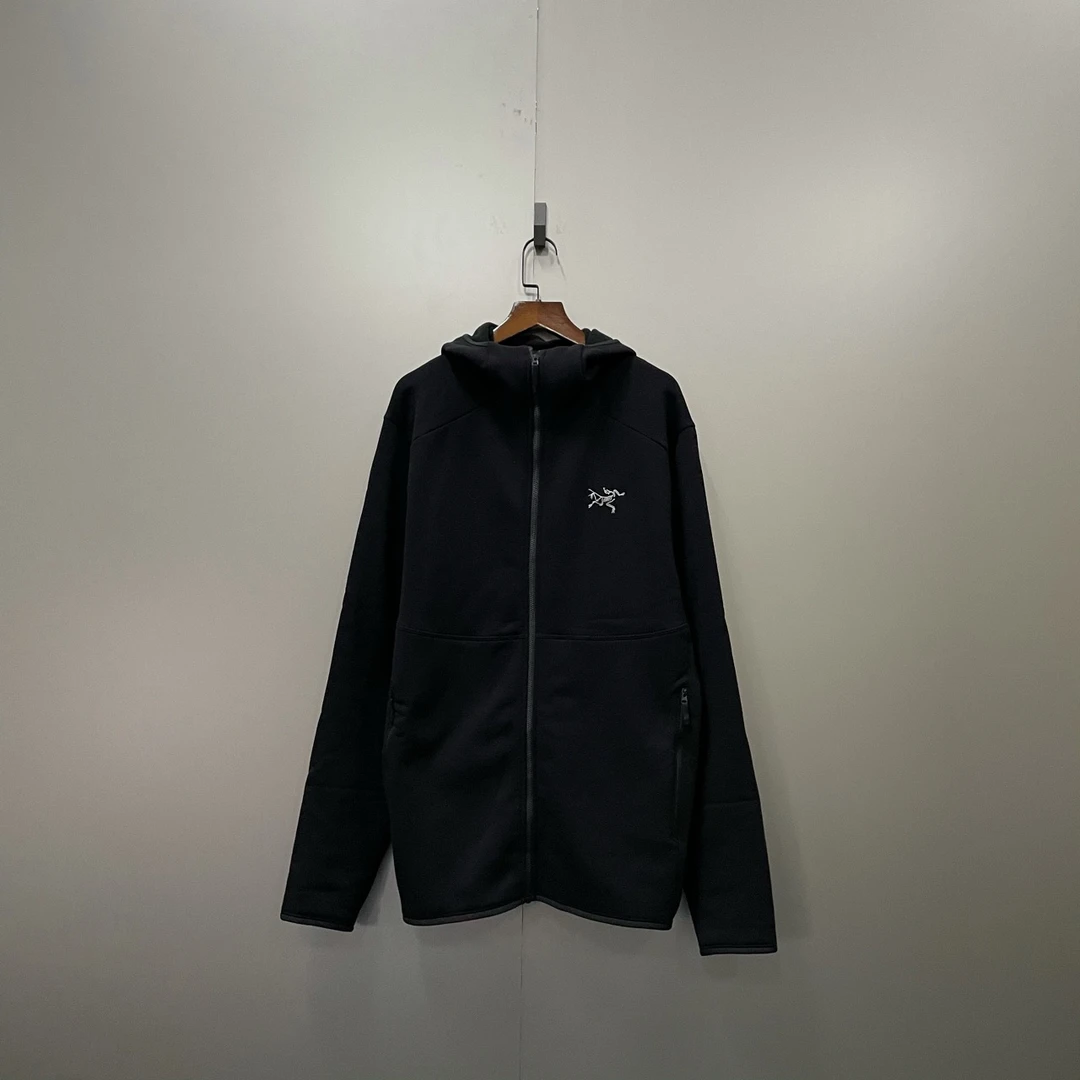 ARCTERYX 始祖鸟 黑色刺绣logo拉链外套 L码/95新/公价4500/无配