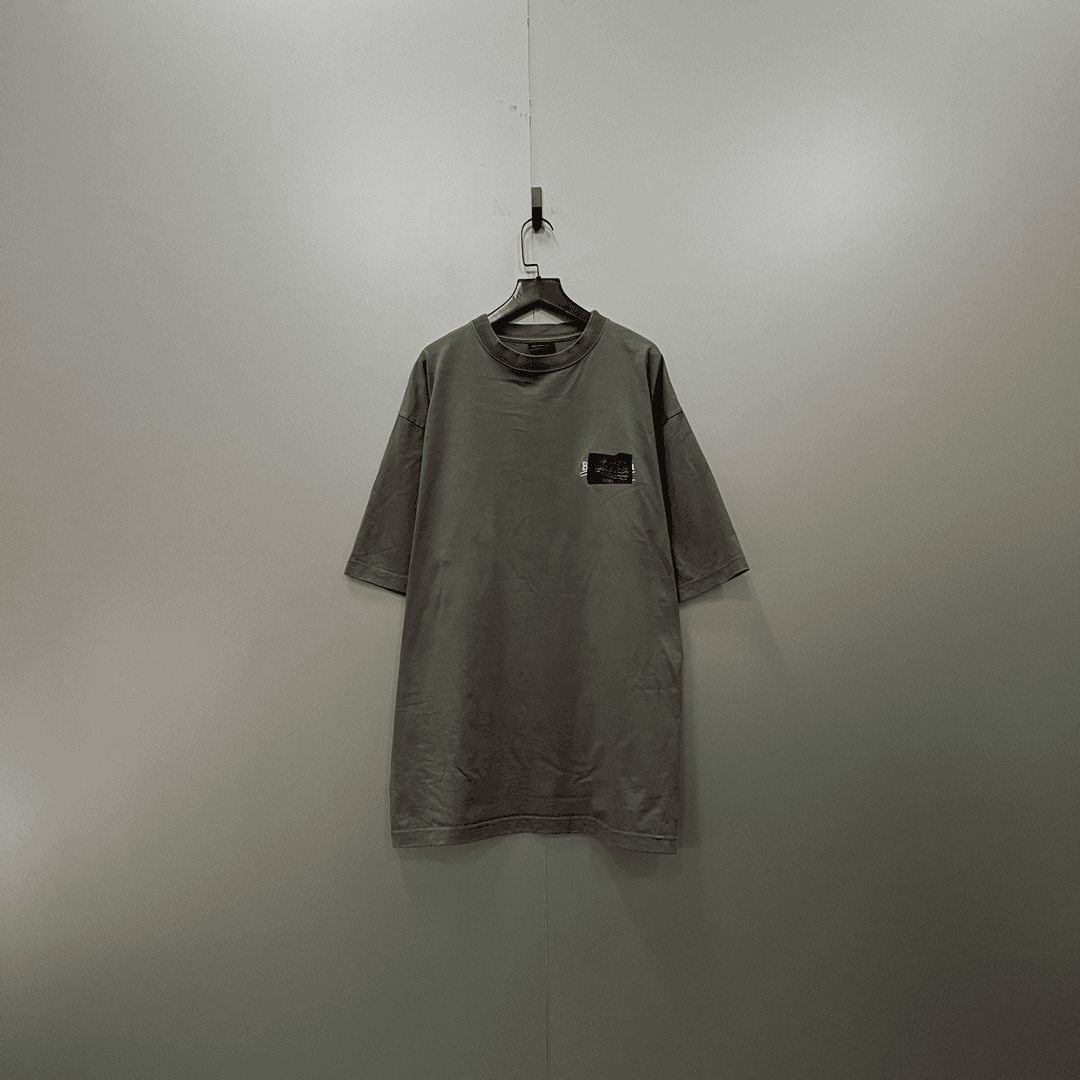 Balenciaga 巴黎世家 胶带logo短袖 L码/95新/毒8999/无配件 ki3