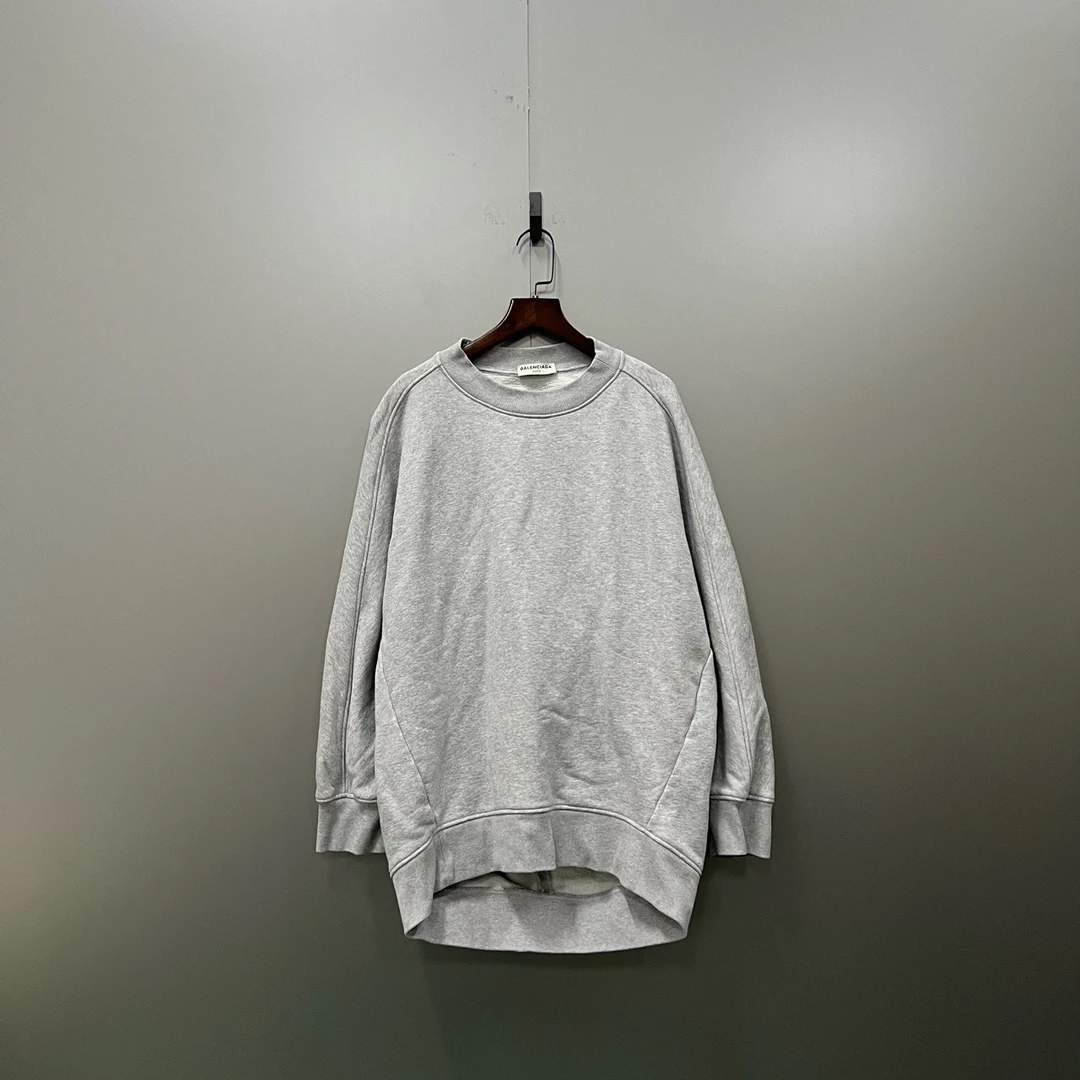 Balenciaga 巴黎世家 灰色卫衣 XS码/95新/公价5000/无配件 fg2