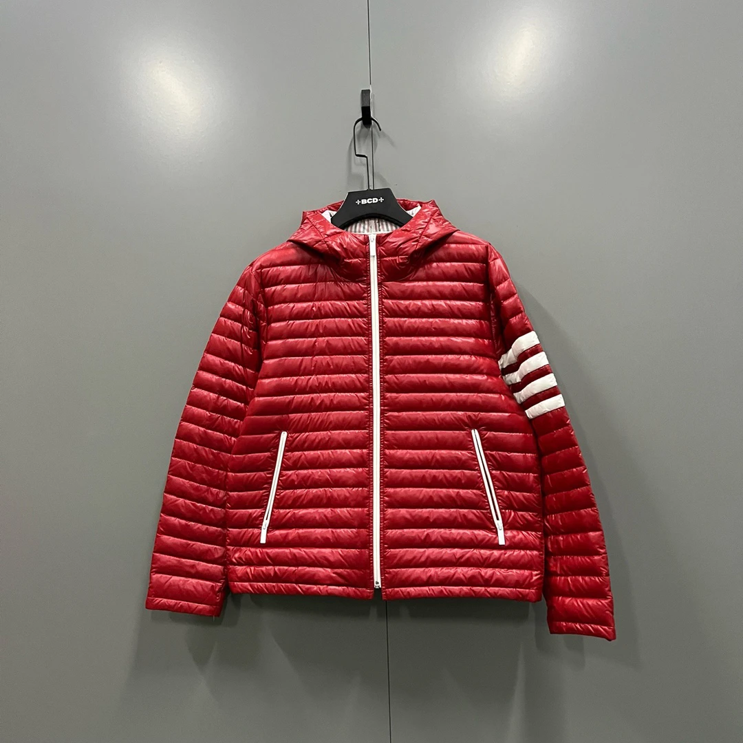 Thom Browne TB 红色四条纹印花连帽外套 2码/95新/公价25000/无