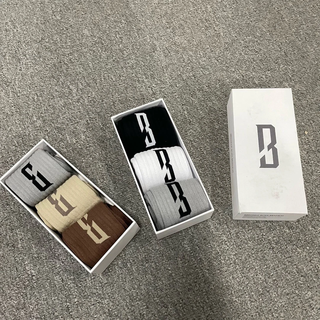 BBB 袜子 均码/全新/原盒 颜色随机