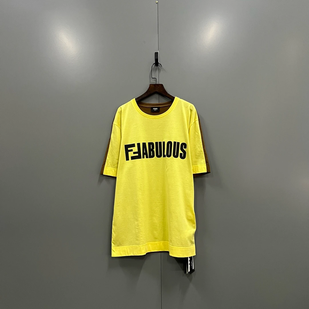 FENDI 芬迪 拼色拼接字母印花logo短袖 M码/全新/公价3400/吊牌
