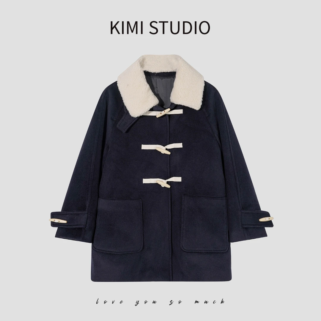 KIMI羔羔领拼接木扣减龄羊大衣AW241030